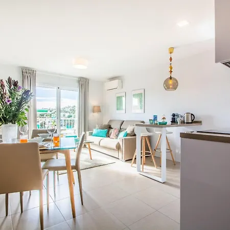 Apartment Divina